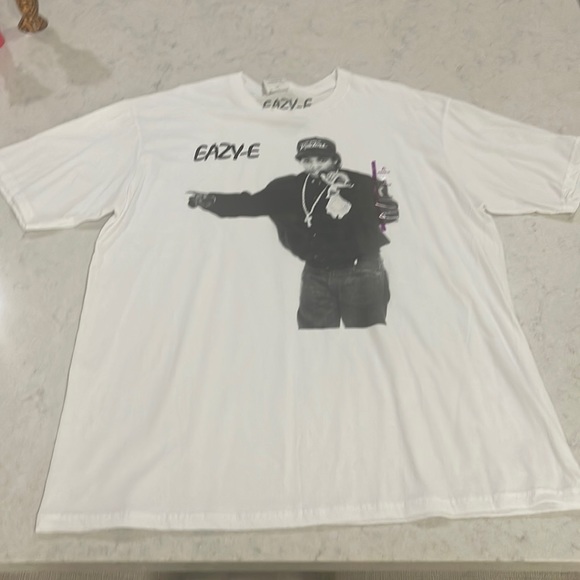 Bnwt Easy-E tshirt XL white/black - Picture 1 of 5